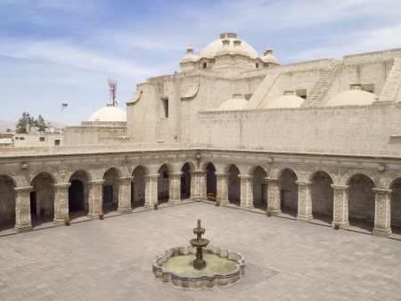 Courtyard of the Church of the company of Jesus at Arequipa, Peruの写真素材