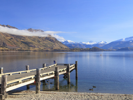 Beautiful View of Lake Wanaka in autumn, Otago region, South Island, New Zealand.の写真素材