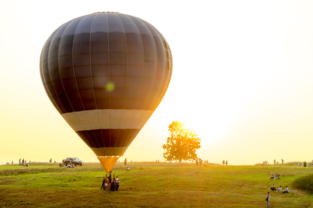 CHIANG RAI, THAILAND FEBRUARY 12, 2016:Singha Park Chiang Rai Balloon Fiesta 2016 will take place between February 10th and 14th at Singha Park Chiang Rai. Balloon silhouettes and blur.のeditorial素材