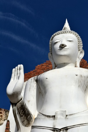 Phra Attarot Dhosapolayan Borpit a standing Buddha image located at Wat Wi-harn-thong near Wang Chan Palace.Phitsanuloke Province.,Thailandの写真素材
