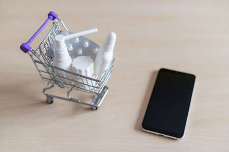 Online pharmacy. Mobile application for purchasing medicines.の写真素材