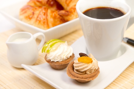 Breakfast served on a sunny morningの写真素材