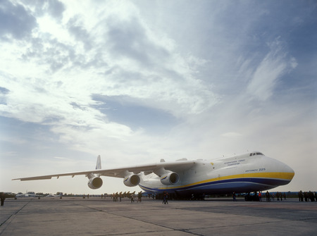The Antonov 225 "Mriya", the largest aircraft ever built, at the Aviasvit XXI - 8th International Aviation and Space Salon. Airport "Kiev-Antonov", Gostomel, Kyiv, Ukraine. September 28, 2012.のeditorial素材