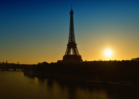 View of the Eiffel Tower at sunrise from the subway train.の写真素材