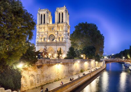 HDR view of Notre Dame de Paris at evening.のeditorial素材