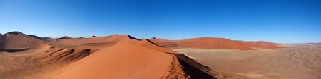 red dunes of sossusvlei;
Landscape in Namibia;
photographed in October 2009の写真素材