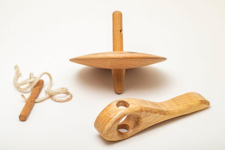 handmade decorative paintable vintage wooden drawstring spinning top toy