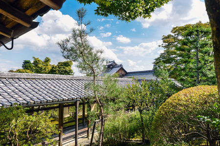 Corridor and Japanese garden of temple (Tenryuji, Kyoto)のeditorial素材