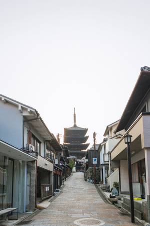 Morning scenery of the Yasaka pagoda and Higashiyama in Kyotoのeditorial素材