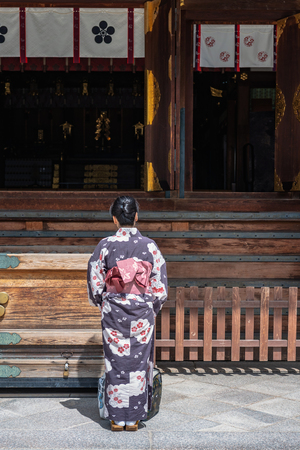 The woman who wear Japanese dress in shrineのeditorial素材
