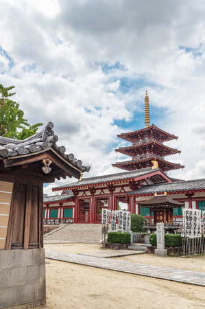 Scenery of the Shitenno-ji temple in Osakaのeditorial素材