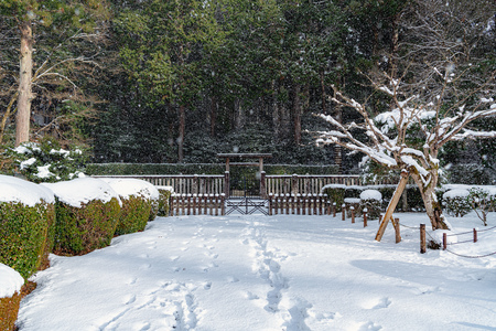 Snow scenery of the Mausoleum of Emperor Juntoku in Kyoto, Japanのeditorial素材