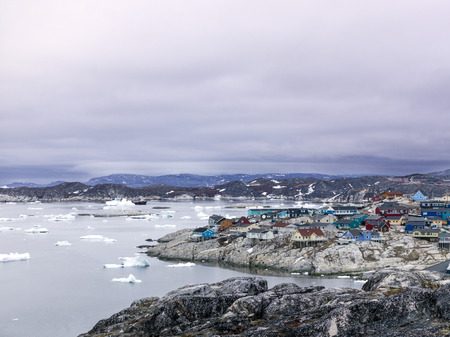 Aerial view of Icebergs on the Arctic Oceanの写真素材