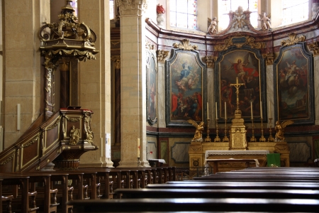 chapel in small town that rings every 15 minutes のeditorial素材