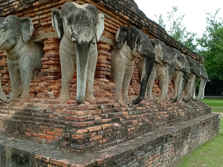 Elephant around pagoda.の写真素材