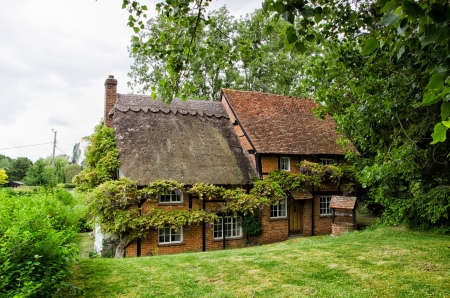Cottage house,village old house in Eglandのeditorial素材