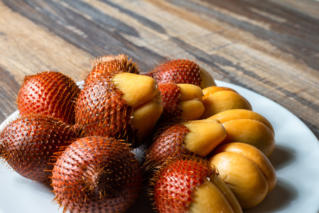 Salak fruit, Salacca zalacca in dish on the table.の写真素材