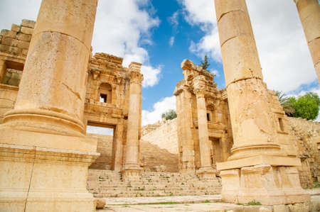 Jerash is the site of the ruins of the Greco-Roman city of Gerasa whose ruins have remained well preserved over timeの写真素材