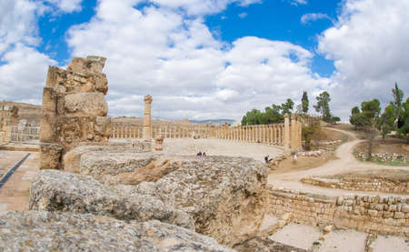 Jerash is the site of the ruins of the Greco-Roman city of Gerasa whose ruins have remained well preserved over timeの写真素材