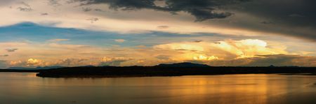 Nile River at sunset, Ugandaの写真素材