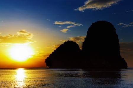 Tropical beach at sunset, Andaman Sea, Thailandの写真素材