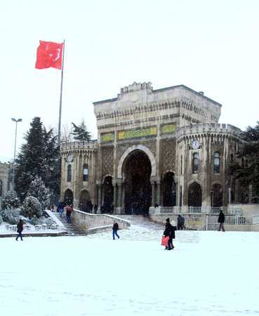 Main Gate of Istanbul University in a snowy dayのeditorial素材
