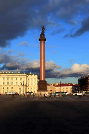 Alexander Column on Palace ploschadi Sankt Petersburg, Russia のeditorial素材