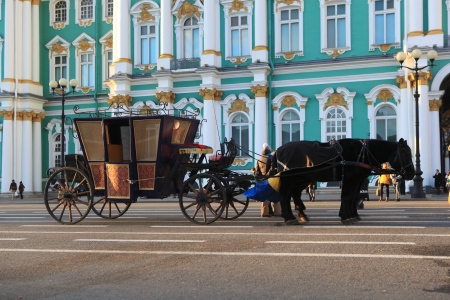 The carriage on the Palace Square in St  Petersburg, Russia のeditorial素材