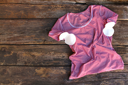 Striped sweat attached to the armpits to t-shirt.の写真素材