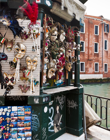 Carnival masks and attributes in Venice souvenir shopのeditorial素材