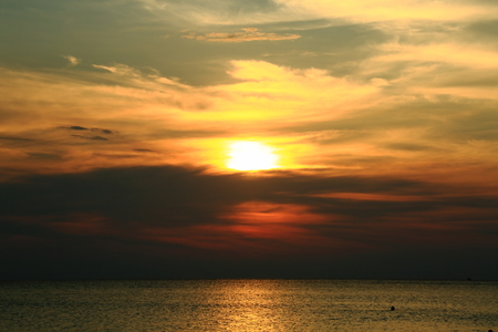Amazing beauty colorful sunset on the Caribbean. Aruba island. Unforgettable view. Amazing background.の写真素材