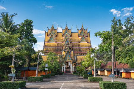 Scenery of Wat Wangwiwekaram temple or Wat Mon located in countryside at Sangkhlaburi, Kanchanaburi, Thailandの写真素材