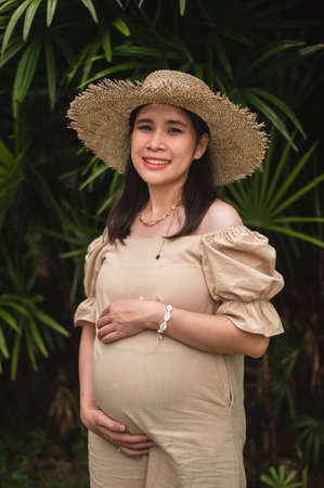 pregnant women travel happy Resort holidaysの写真素材