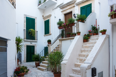 Alleyway. Noci. Puglia. Italy.の写真素材