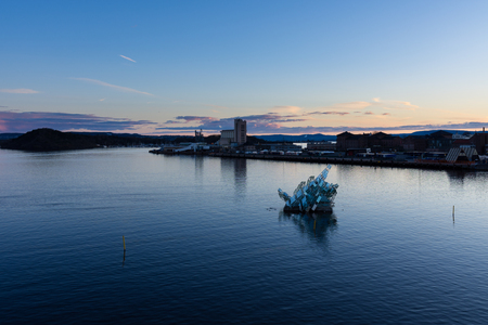 Exterior night view of the city and the glass structure art in the middle of the bay, located in Oslo, Norwayの写真素材