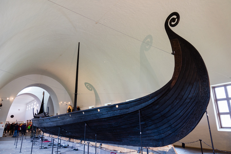 OSLO, NORWAY - APRIL 26, 2018: Viking ship (drakkar) in vikings museum in Oslo, Norwayのeditorial素材