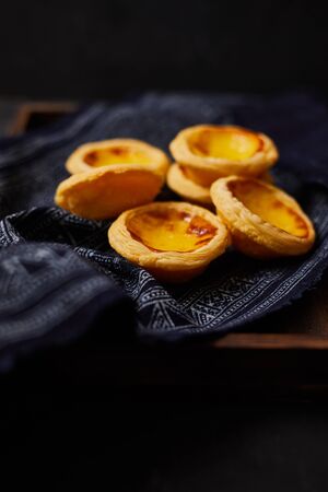 Egg tart dessert on the table.の写真素材