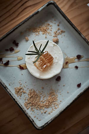 homemade cheesecake on wood background.の写真素材