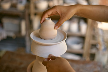 Clay pottery ceramic Products,The process of creating pottery.
