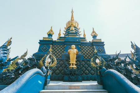 Wat Rong Suea Ten, Blue Temple, Chiang Rai, Northern Thailand, Thailandの写真素材