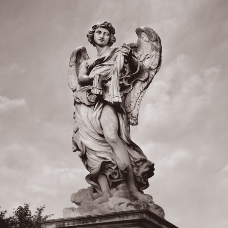 statue Castel santangelo rome, italyのeditorial素材