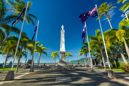 CAIRNS, AUS - JUN 22 2014: Cairns Cenotaph and Memorial site. It is a place of cultural and historic significance for the Cairns community.のeditorial素材