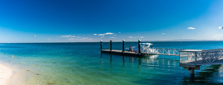BRIBIE ISLAND, AUS - SEPT 1 2018: Beach  near the Bongaree jetty on west side of the Bribie Island, Queensland, Australiaのeditorial素材