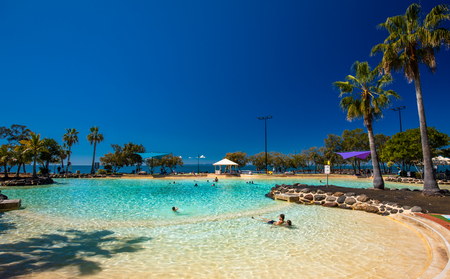 Brisbane, AUS - Sept 09, 2018: Settlement Cove Lagoon on the beach on sunny day, Redcliffe, Brisbane, Australiaのeditorial素材