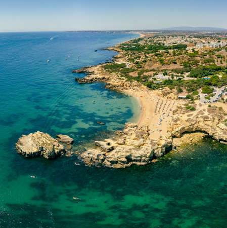 Panoramic aerial drone view of popular Praia do Castelo beach, Albufeira, Algarve, Portugalの写真素材