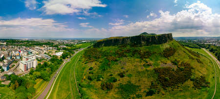 Cityscape of Edinburgh from Arthur's Seat in a beautiful summer day, Scotland, United Kingdomの写真素材