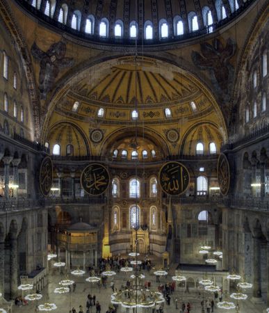 Istanbul turkish street life on a rainy autumn day in novemberのeditorial素材