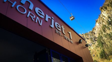 Lift in austrian ski resort in the Alps, Austriaのeditorial素材