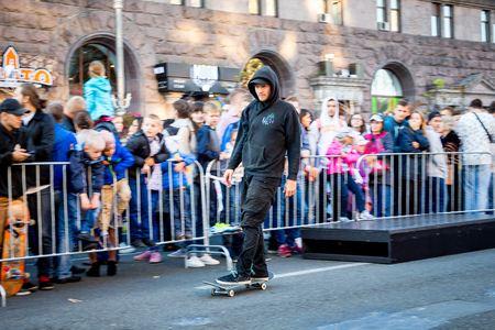 Ukraine. Kiev. October 2018. An American skateboarder during demonstrations in Kyivのeditorial素材