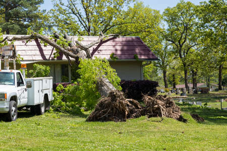 Pine Bluff, Arkansas April 12th 2020, Easter Sunday storms with winds from 70mph and up. More than 124,000 customers without power. That wind caused several trees power lines to fall across the state. Power outages lasting more than 7 days in some areas.のeditorial素材